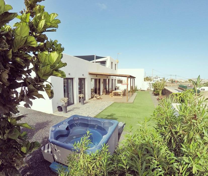 Agua Guesthouse Lajares Villa Con Jacuzzi Exterior foto